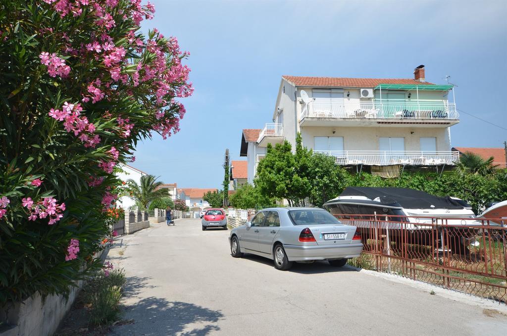 Apartments Ivan Vodice Exteriör bild